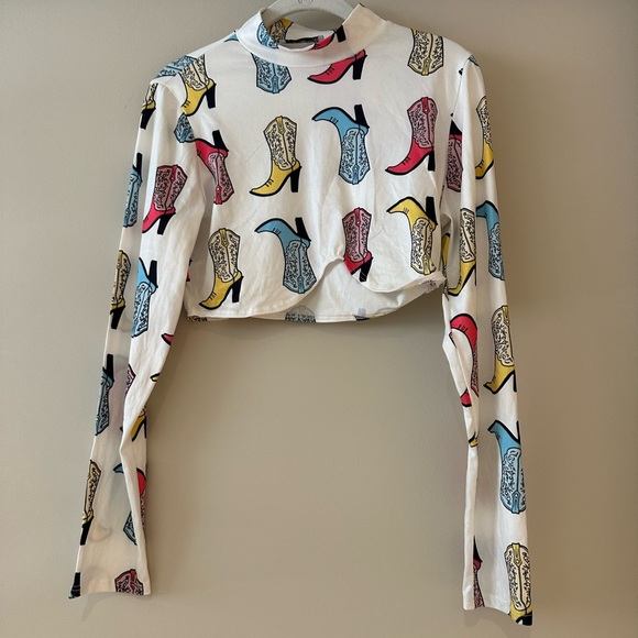 Nylon Apparel Long Sleeve Sleeve Cropped Cowboy Boots Multiple Color Shirt - Picture 4 of 5